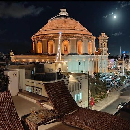 Cinematique Hotel Mosta Buitenkant foto