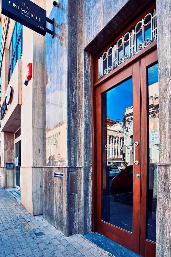 Cinematique Hotel Mosta Buitenkant foto
