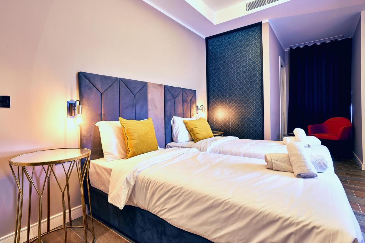 Cinematique Hotel Mosta Buitenkant foto